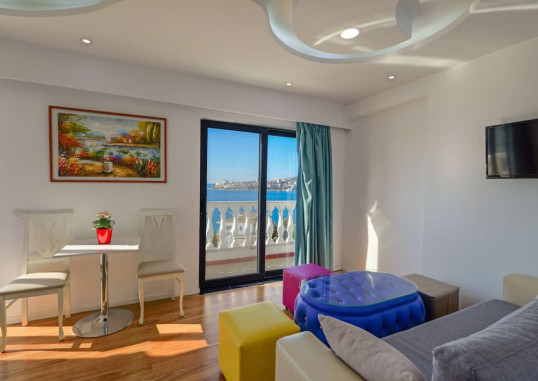 HOTEL ILIRIA 23