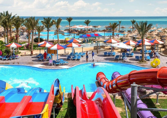 SUNRISE SERANO AQUA PARK RESORT 2