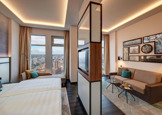 PARK INN BY RADISSON BERLIN ALEXANDERPLATZ 21