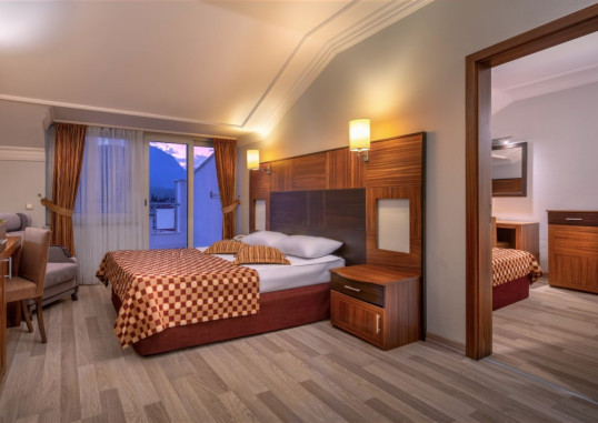 ROX RESORT HOTEL 14