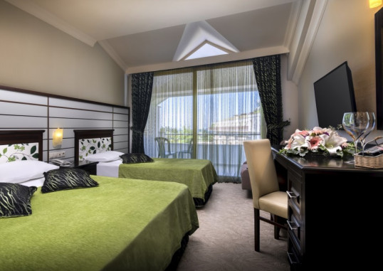 ROX RESORT HOTEL 19