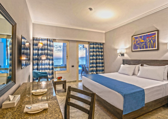 INVIDIA CORAL BEACH TIRAN 17