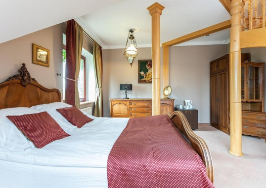 ROYAL RESIDENCE (ADULTS ONLY) 9