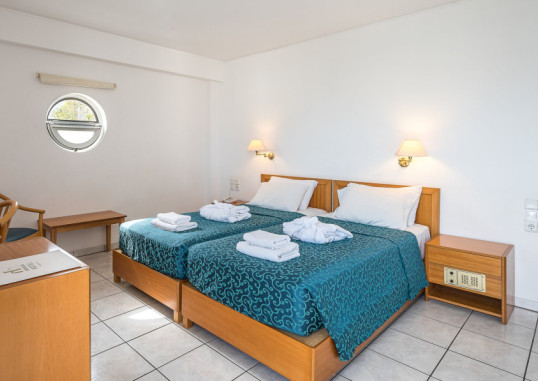 HERONISSOS HOTEL 14