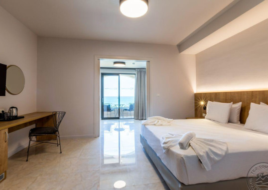 WHITE OLIVE ELITE RETHYMNO 12