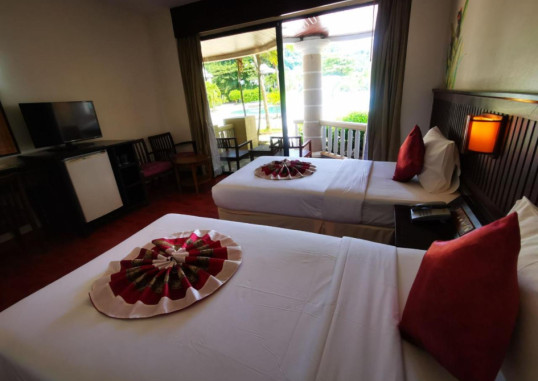 PHI PHI ISLAND CABANA 9