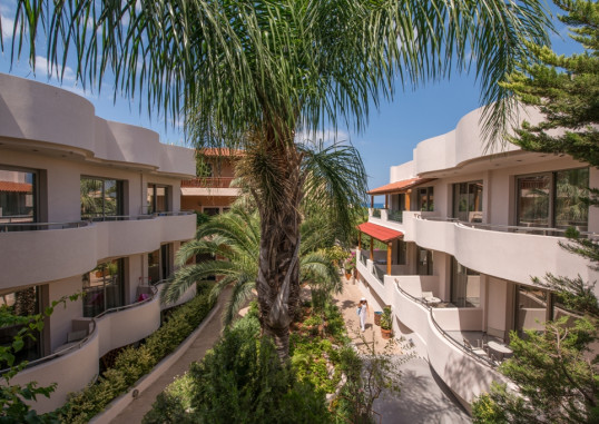 CACTUS BEACH HOTEL & BUNGALOWS 5