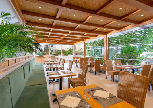 CACTUS BEACH HOTEL & BUNGALOWS 16