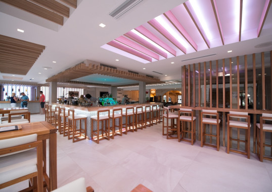 CACTUS BEACH HOTEL & BUNGALOWS 31