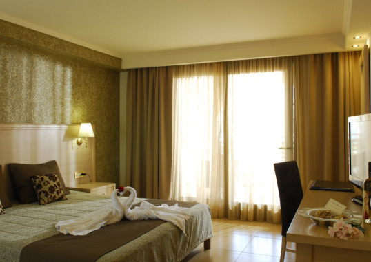 CACTUS ROYAL SPA & RESORT 8