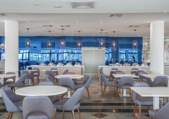 ANASTASIA BEACH HOTEL 3