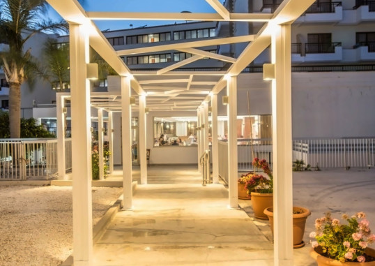 ANASTASIA BEACH HOTEL 11