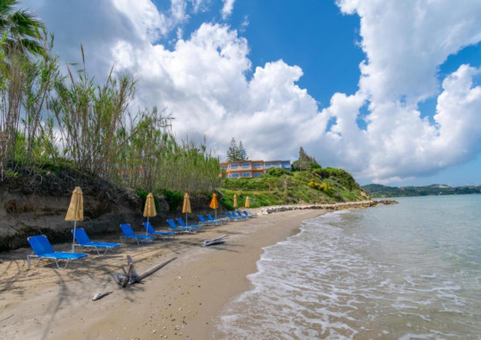IBISCUS CORFU 9