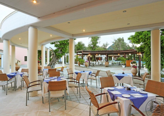 SENTIDO APOLLO PALACE 13