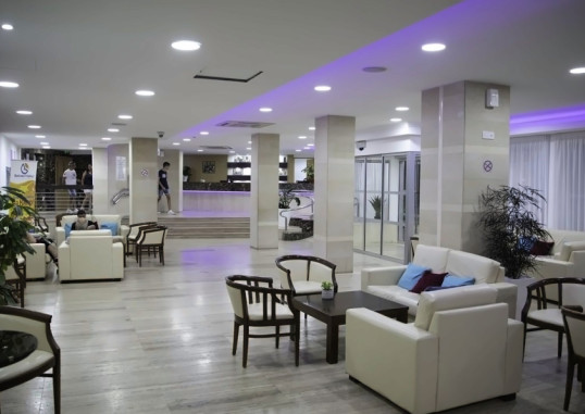 TETYK HOTEL & SUITES 8