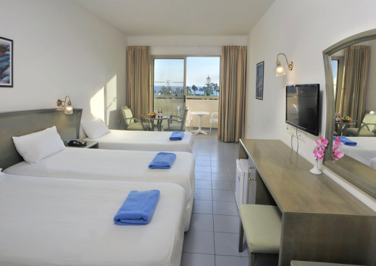 NISSIANA HOTEL & BUNGALOWS 8