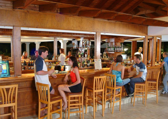 NISSIANA HOTEL & BUNGALOWS 13