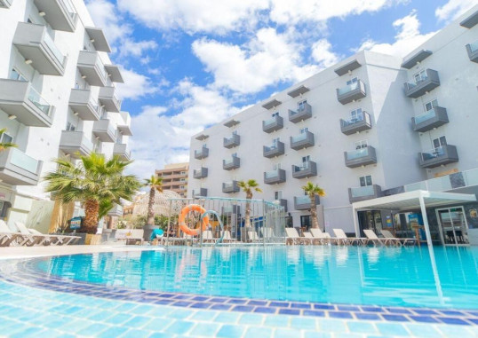 BORA BORA IBIZA MALTA 1