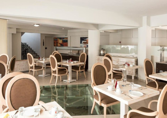 ARTEMIS HOTEL APARTMENTS 6