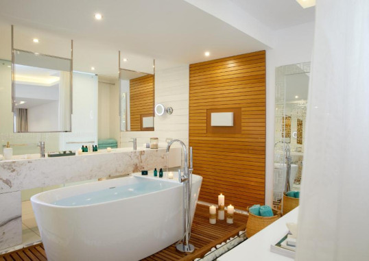 MINOS IMPERIAL LUXURY BEACH RESORT & SPA MILATOS 18