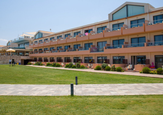 KIANI BEACH RESORT 6