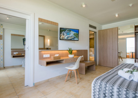 KIANI BEACH RESORT 19