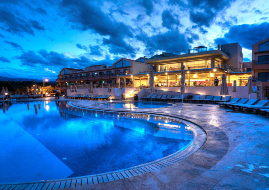 KIANI BEACH RESORT 72