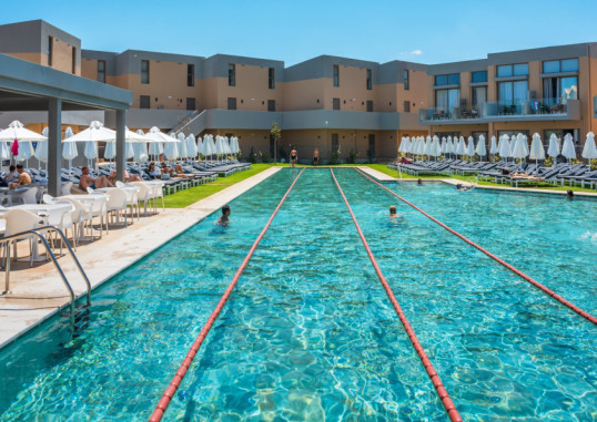 KIANI BEACH RESORT 73