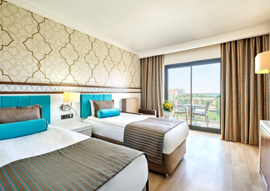 LUNA BLANCA RESORT & SPA 26