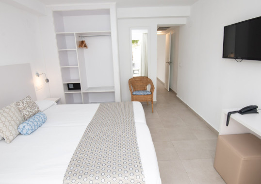 HOTEL CHEVY 20