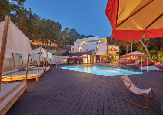 ALUA CALVIA 69