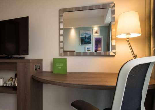 HAMPTON BY HILTON EDINBURGH WEST END 13