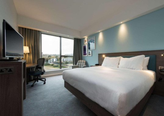 HAMPTON BY HILTON EDINBURGH WEST END 18