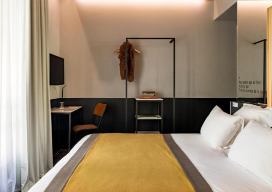 HOTEL GASTON 11