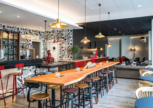 IBIS STYLES BARCELONA CITY BOGATELL HOTEL 9