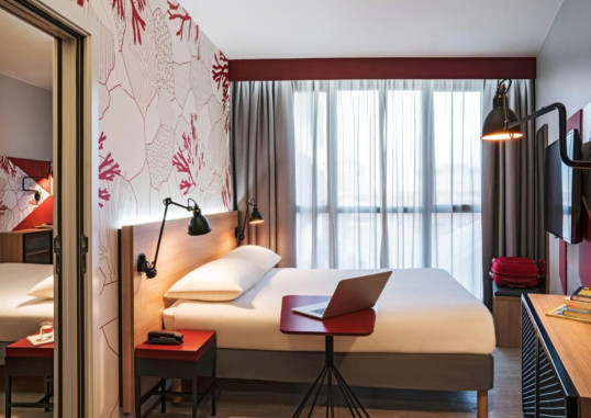 IBIS STYLES BARCELONA CITY BOGATELL HOTEL 13