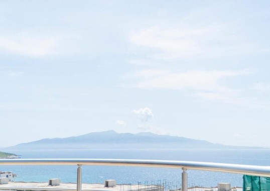 BLUE SKY 10
