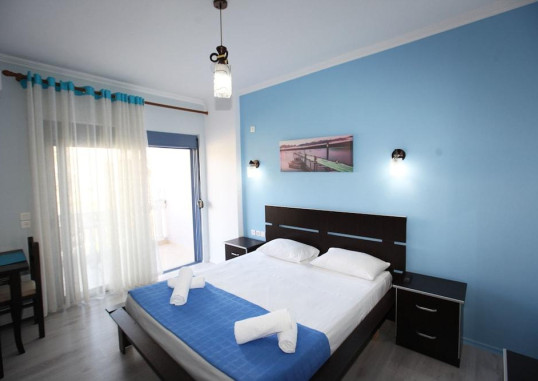 HOTEL KEOS 11