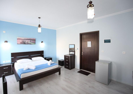 HOTEL KEOS 17