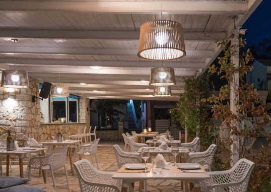 THE ELEONAS BOHOTEL 25