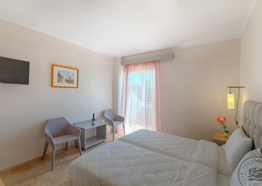 LIVADI NAFSIKA HOTEL (ADULTS ONLY) 9