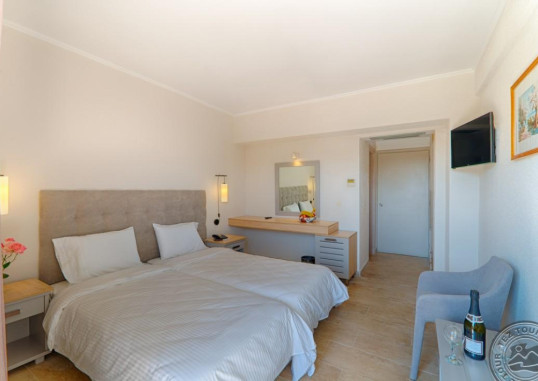 LIVADI NAFSIKA HOTEL (ADULTS ONLY) 11