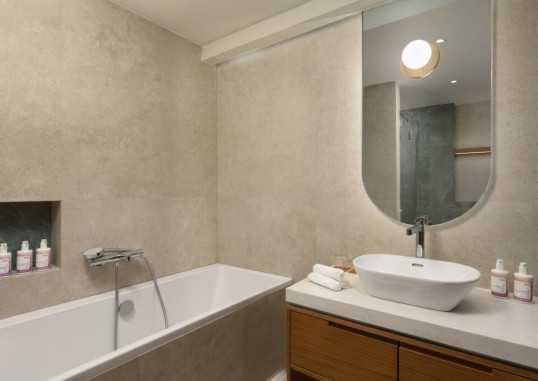 MOVENPICK TEUTA KOTOR BAY 18