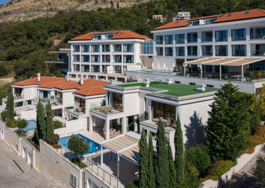 ANANTI REZEVICI MONTENEGRO 5