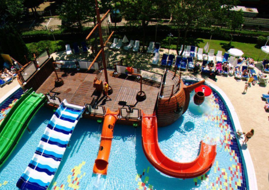 HOTEL LAGUNA PARK & AQUA CLUB 4