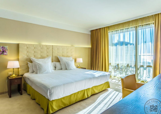 BARCELO ROYAL BEACH 28