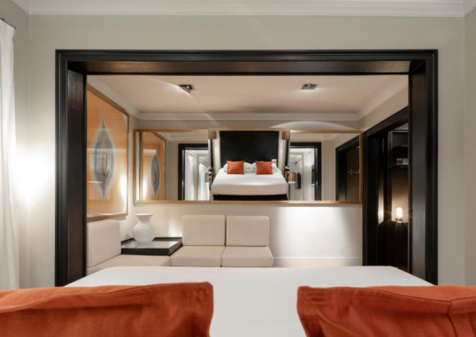 LA FRANCA TRAVELLERS (ADULTS ONLY) 21
