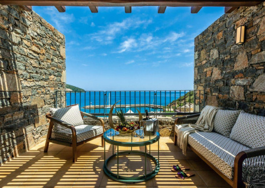 ZEUS ELEVA MIRABELLO BAY 14