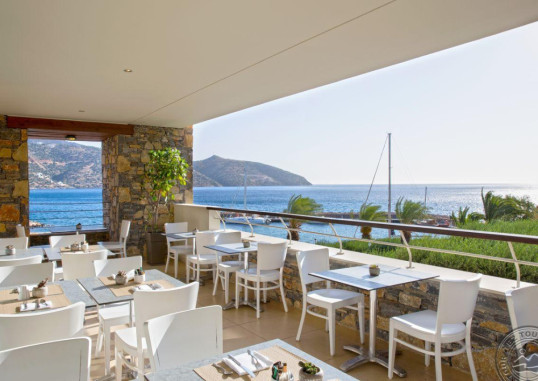 ZEUS ELEVA MIRABELLO BAY 19