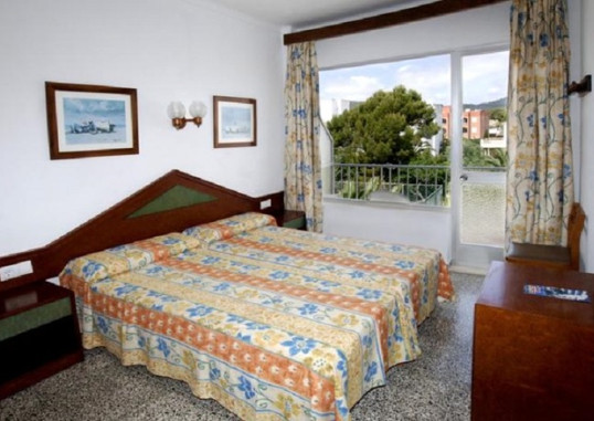 HOTEL SUR 4